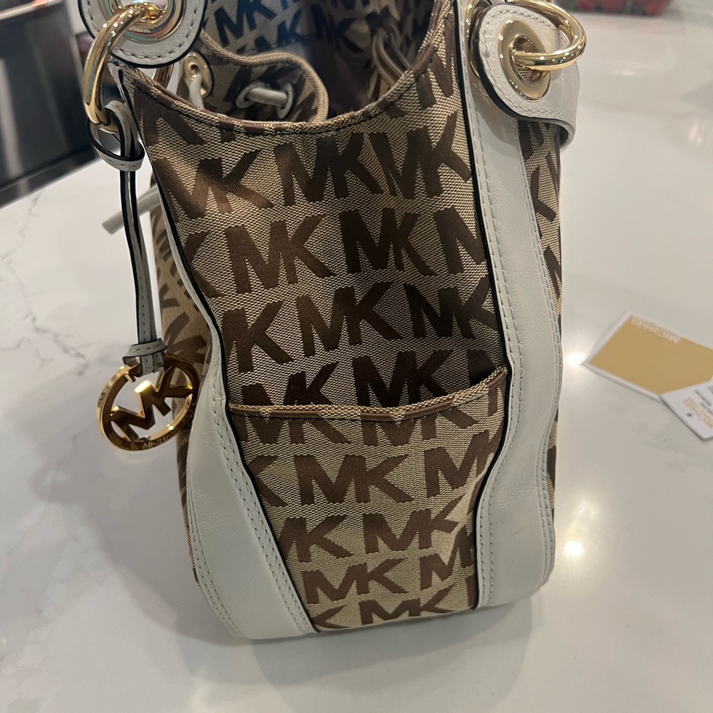 MICHAEL KORS Ludlow Shoulder Bag Signature Jacquard and Leather new with tags - Picture 12 of 16